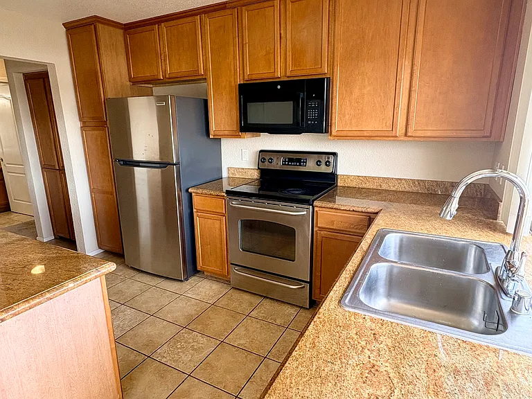 615 Fredricks Ave #158 — Photo 7