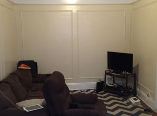 3086 37th St #2R, Astoria, NY 11103