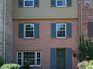 22 Georgetown Grn, Charlottesville, VA 22901