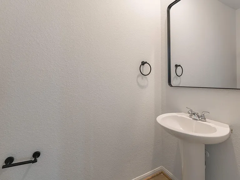 1123 Magnolia Branch Ln — Photo 36