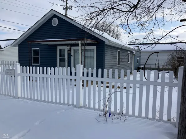 17 Vine St, Chesterfield, IN 46017