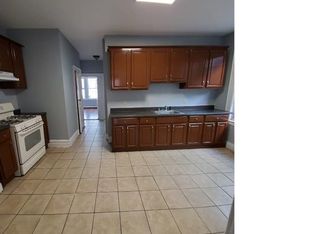 27 Tillinghast St APT 1, Newark, NJ 07108
