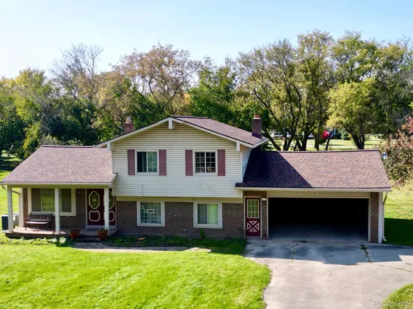 11235 Hillman, Davisburg, MI 48350