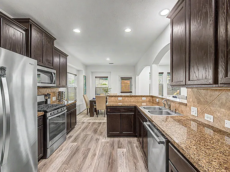 24423 Hikers Bend Dr — Photo 15