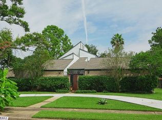 6803 Las Brisas Dr, Houston, TX 77083