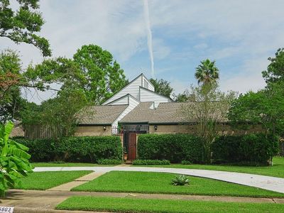 6803 Las Brisas Dr, Houston, TX, 77083