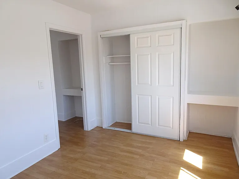 2048 E 3rd St #2048 — Photo 14