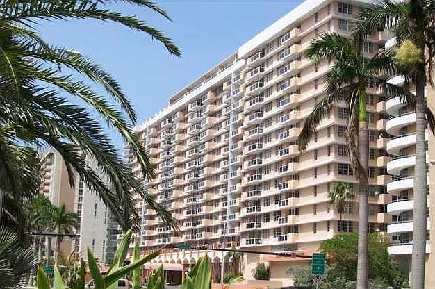 1st image of 5601 Collins Ave APT 1424