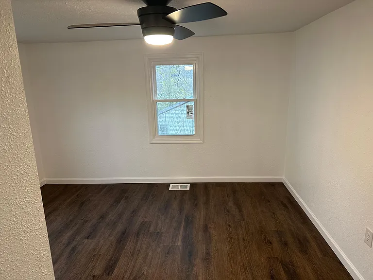 113 Bayberry St — Photo 8