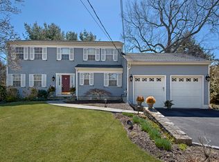4 Fairlawn Ct, Rye, NY 10580