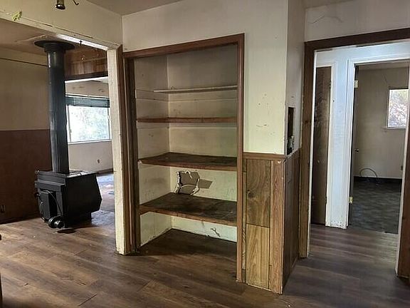 4th image of 6838 Reflection St