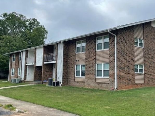 1035 S Church St #1B