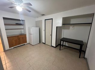 607 N Forrest Ave #B, Kissimmee, FL 34741
