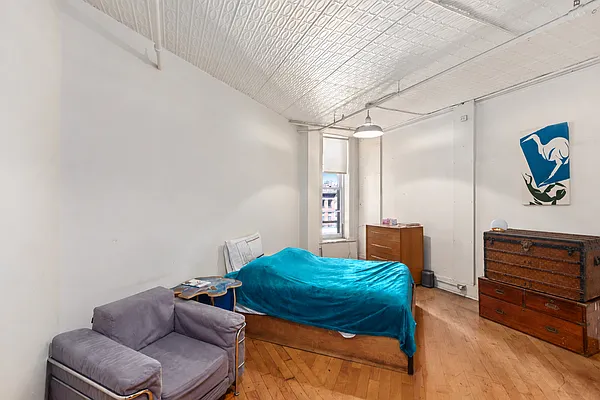 Bedroom, photo 1