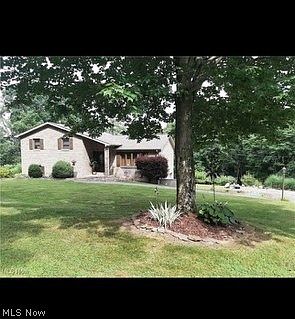 2nd image of 186 Hunter Ln