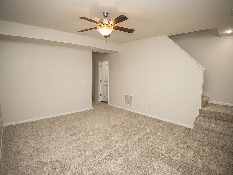 901 Ashley Dr #A — Photo 17