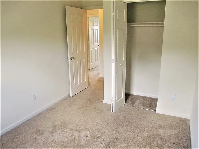 1st bedroom
