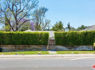 3962 Coldwater Canyon Ave, Studio City, CA 91604