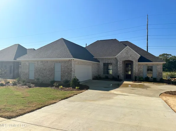 890 Glenwild Cir, Canton, MS 39046