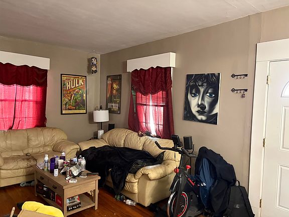 4th image of 516 Jackson Ave