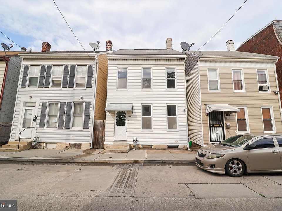 1st image of 47 N Franklin St