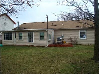 3rd image of 2719 Millrace Dr