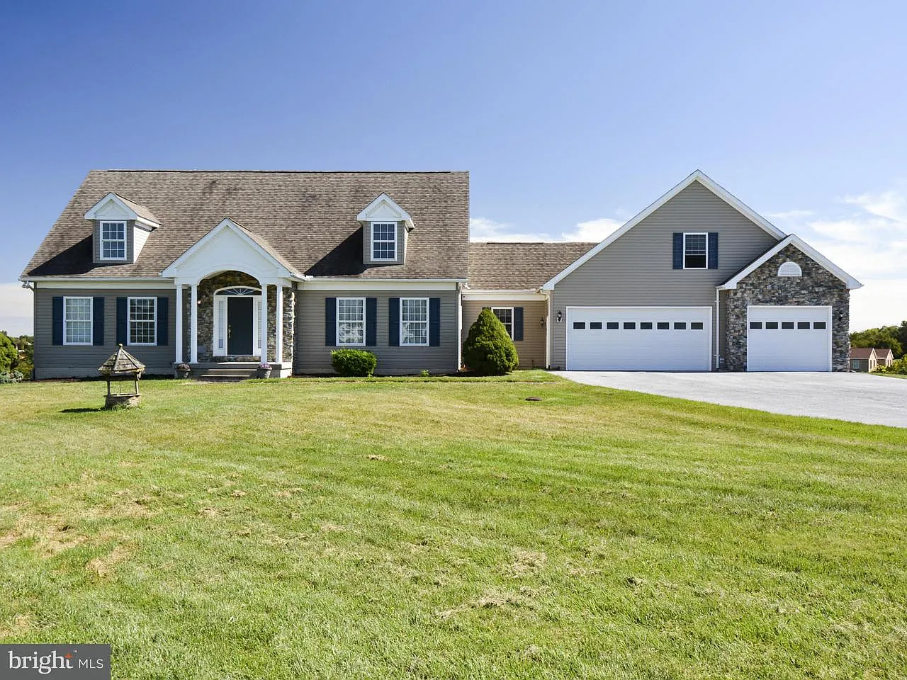 3755 Maplecrest Ct photo 1