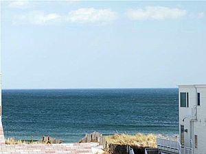 3rd image of 6 Seaview Dr N