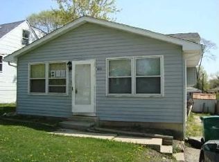 1521 N Hickory Ave, Round Lake Beach, IL 60073