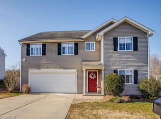 2646 Ninfield Dr, Winston Salem, NC 27103