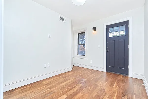 Rented by REAL New York | media 5