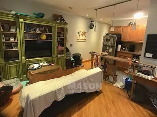 Rented by Mason Group LLC | media 30