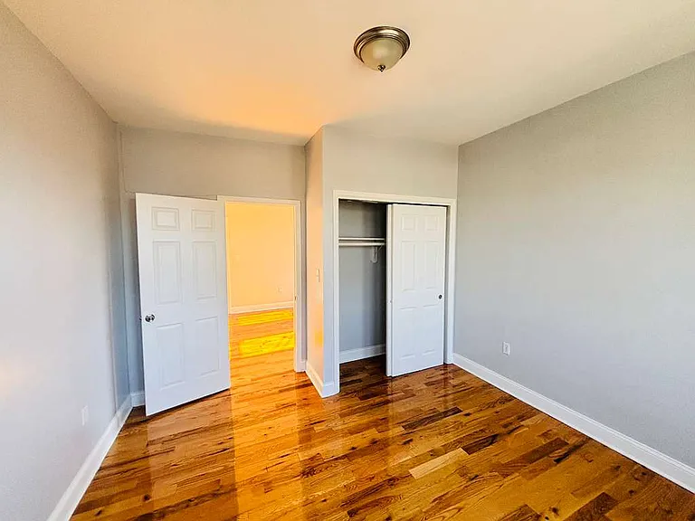459 Kennedy Blvd #16E — Photo 6