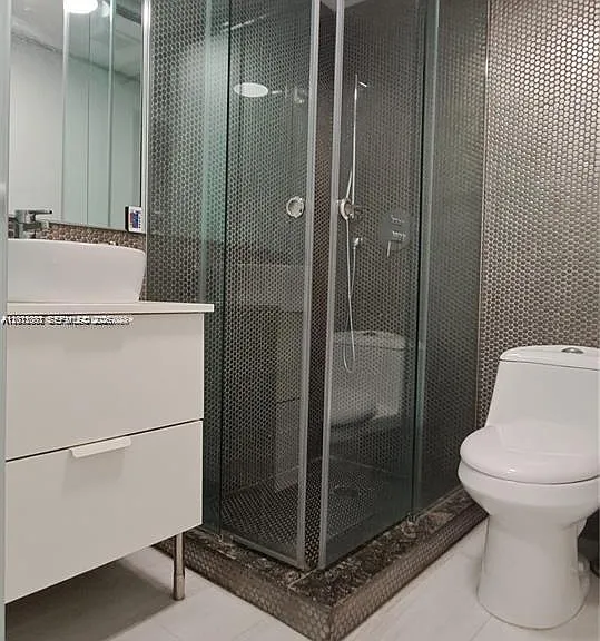 846 Michigan Ave #101 — Photo 23