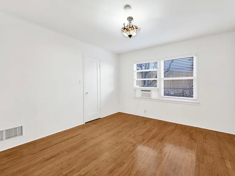 1849 S Beverly Glen Blvd #1/2 — Photo 15