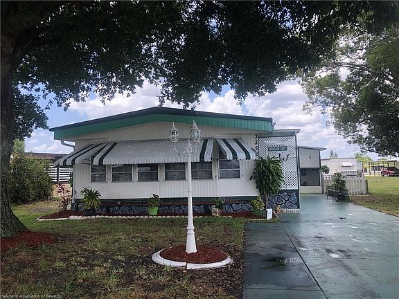 3rd image of 3352 New York Ave
