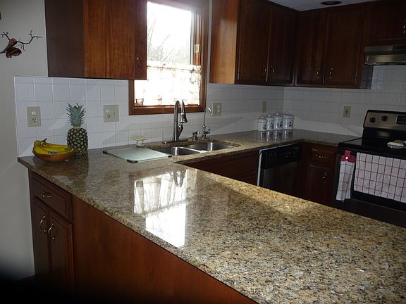 2nd image of 1744 Leighton Dr