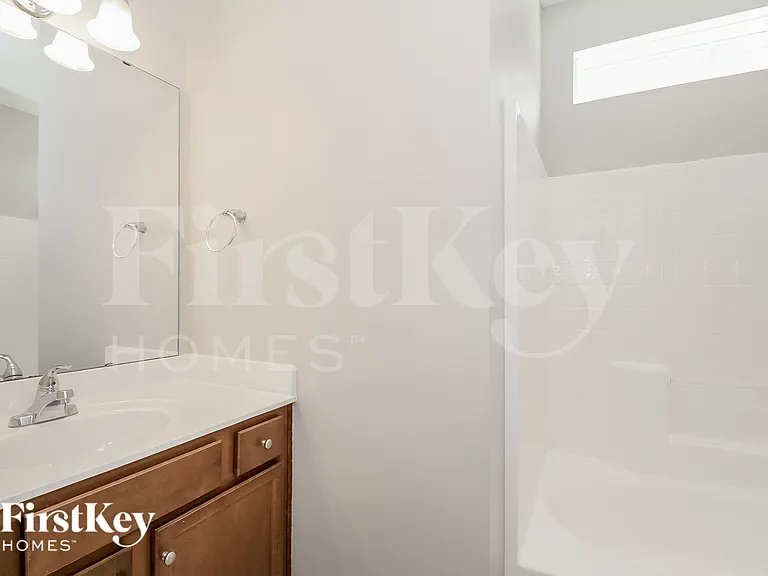 1643 Ashmead Ln — Photo 14