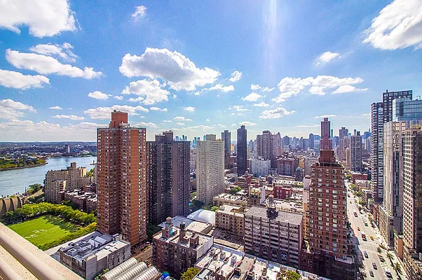 Rented by Mirador Real Estate | media 10