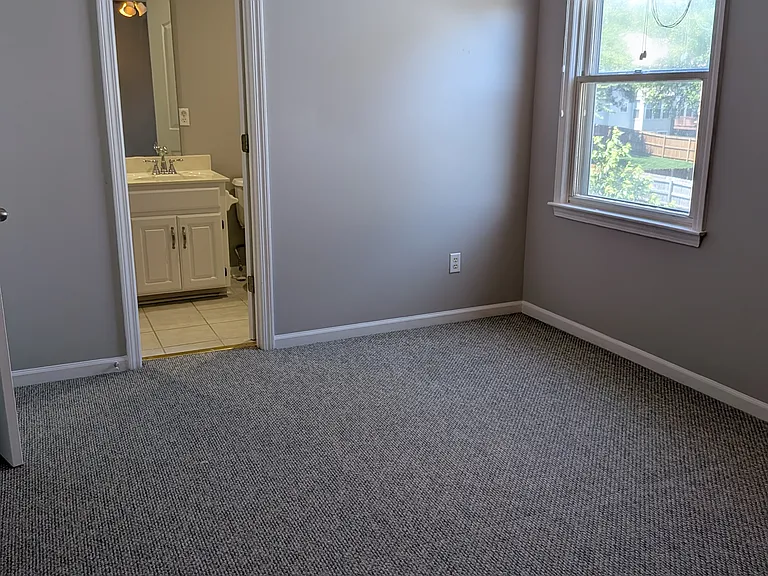 13236 Carter St — Photo 25