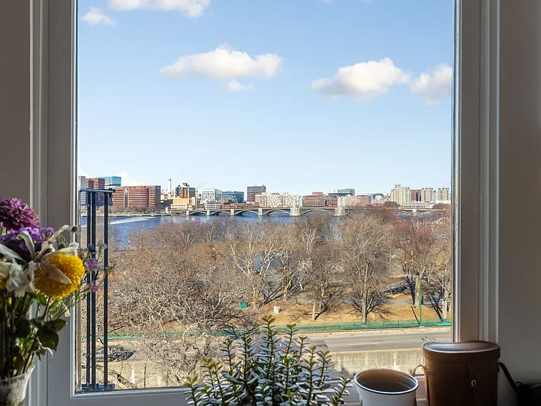 122 Beacon St #6 — Photo 18
