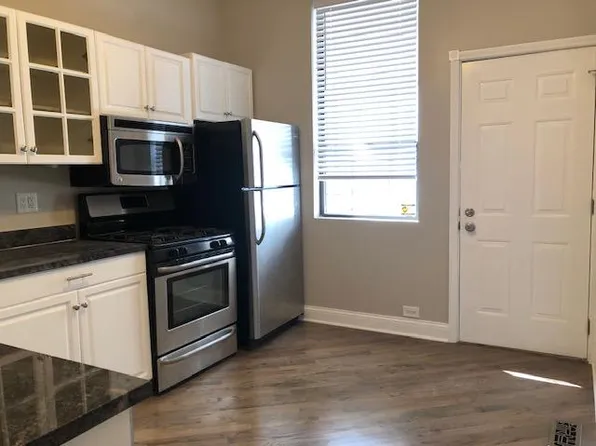2512 N Southport Ave APT 1R, Chicago, IL 60614