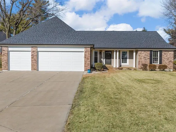 45 Muirfield Point Ln, Saint Charles, MO 63304