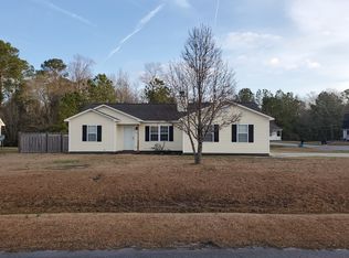 201 Magen Ct, Richlands, NC 28574