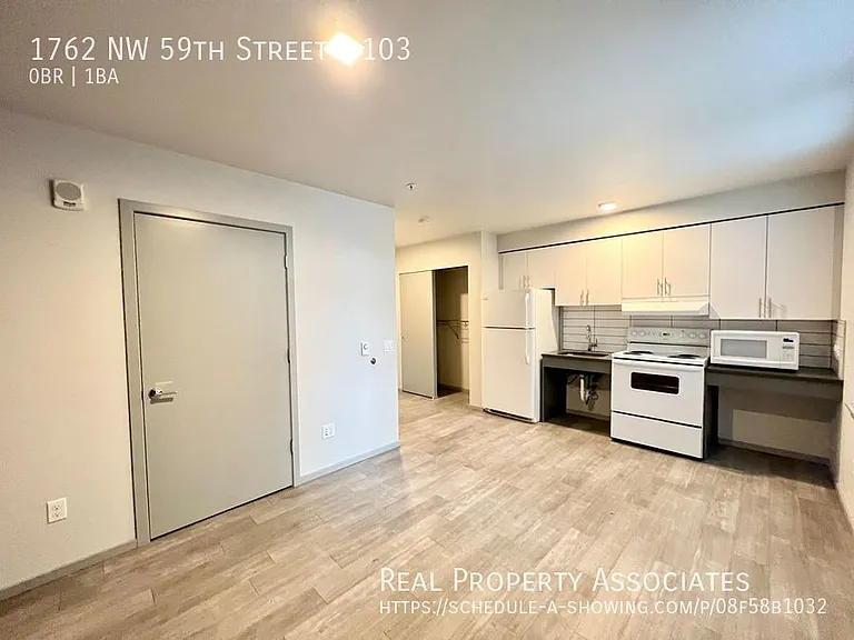 1762 NW 59th St #103 — Photo 4