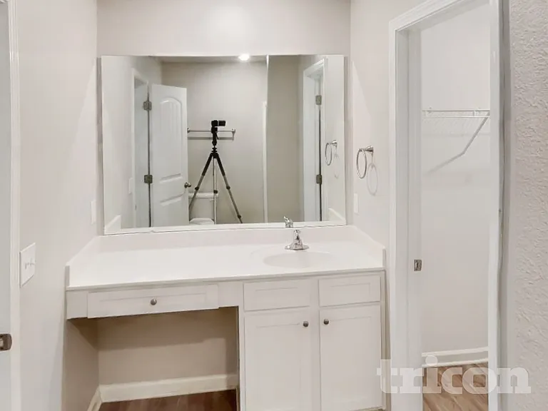 4605 Hazelburn Dr — Photo 10