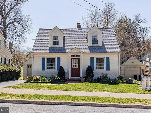 120 W 3rd Ave, Lititz, PA 17543