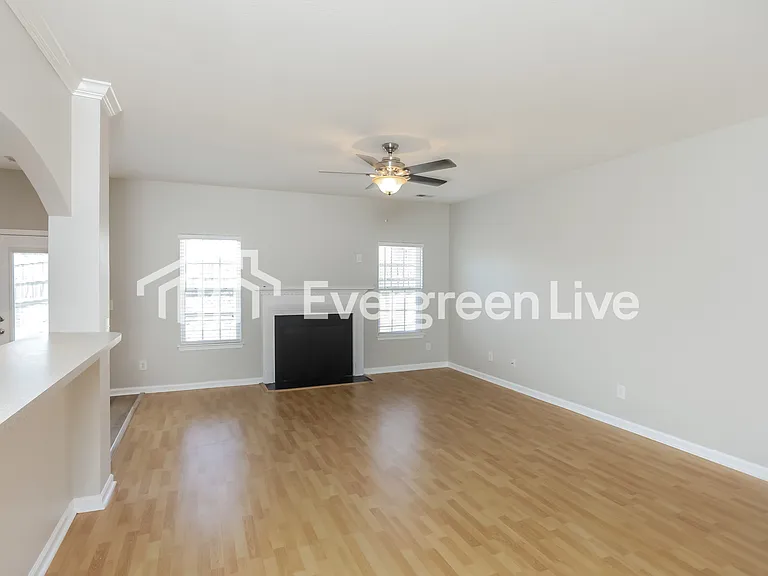 273 Cogburn Rd — Photo 3