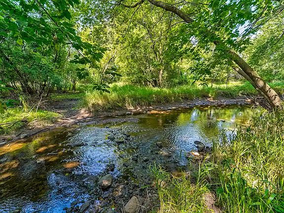 3rd image of 2230 Brookview Ct #2c76f83ce