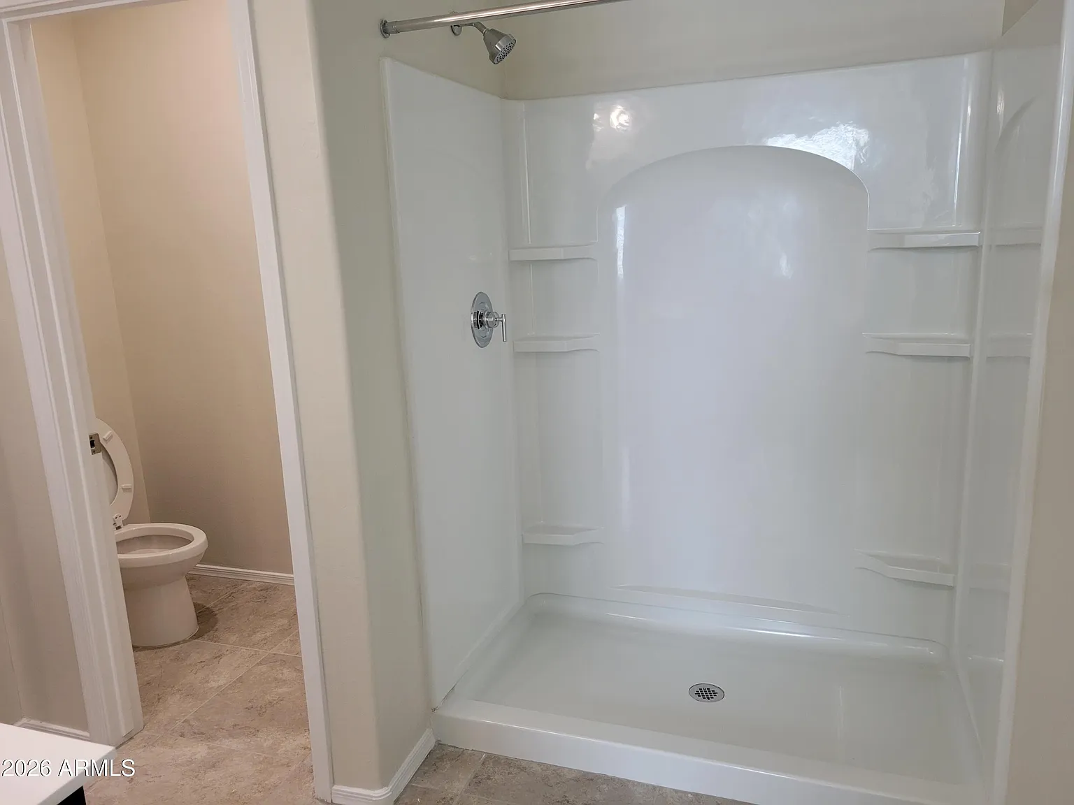3 bed, 2.0 bath, 1333 sqft, $1,595 — Photo 4